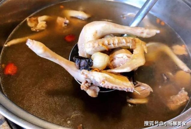 味道|煮汤时盐放多了怎么办?大厨教你三招,不加水味道也能变清淡