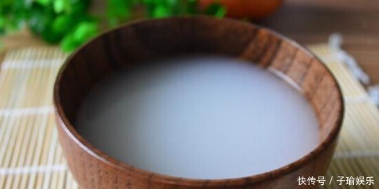 积食|比面条还不如别再给娃吃4种辅食了，“毁”了脾胃宝宝长不高