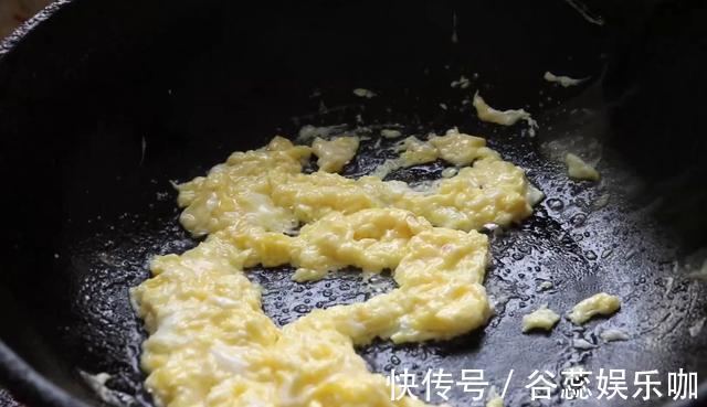 食用油|别总大鱼大肉，大厨教你金针菇西红柿新鲜吃法，全家都爱吃