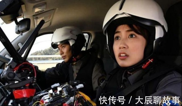 奥特曼|泽塔奥特曼解析剧中的隐藏彩蛋,居然还有三个奥特曼陆续登场!