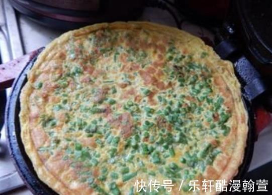 家人|豆角新吃法,不蒸不炒,加4个鸡蛋简单一拌,出锅就被家人抢光!