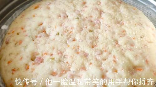 胡萝卜|家里有面粉试试这样做,比馅饼简单,比包子好吃,我家一周做3次