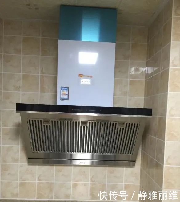 邻居们|老公只不过在厨房装了块隔板,没想到邻居们都争着过来看,晒晒