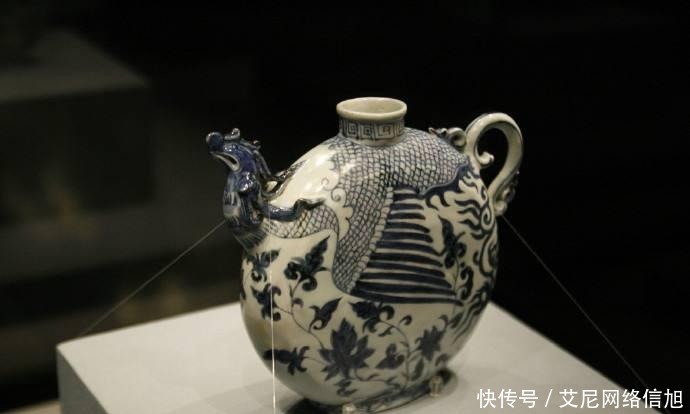 碎成|碎成48块的文物,34年后才被修复,展出时惊艳世界