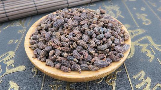 中医|“早生白发”最好用的方子,2味中药泡茶饮,补虚又乌发