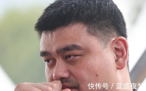 廖三宁|CBA惊现“店大欺客”事件,许钟豪肘击廖三宁难逃追加处罚!