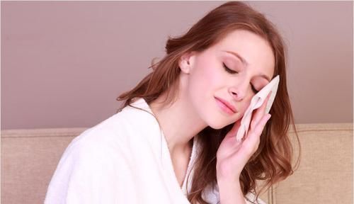 女性朋友|女性朋友什么时候绝经才是正常的？这个年龄段或是最佳，坦然接受