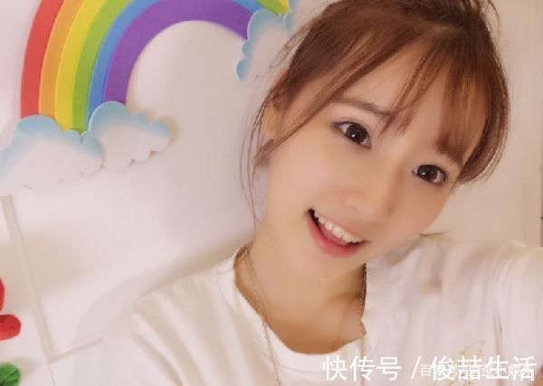 脱口秀|积分赛冲刺，童琪琪领跑女脱口秀！囧囧丸鏖战年度绝不代播！