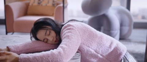 演员|开播4天就拿下8个冠军，迪丽热巴终于告别女演员的“尴尬”了？