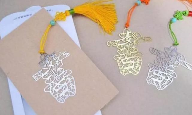 新衣服上的吊牌要扔掉它可是大宝贝，可惜很多人都忽略了