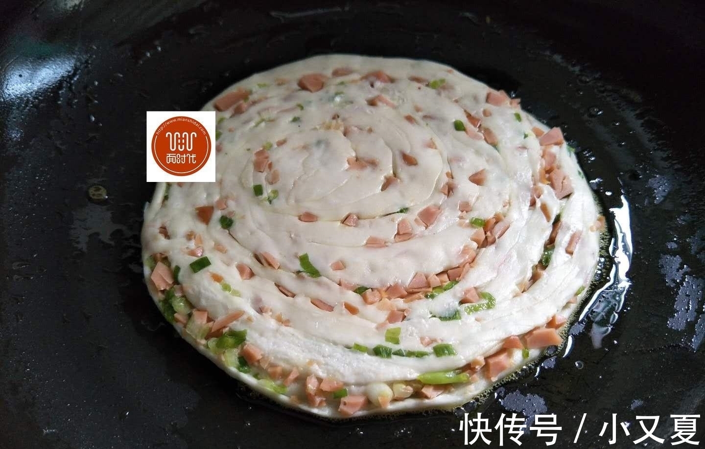 香肠粒|我家葱油饼都不用发面，做出来酥脆香软，比外面手抓饼还好吃！