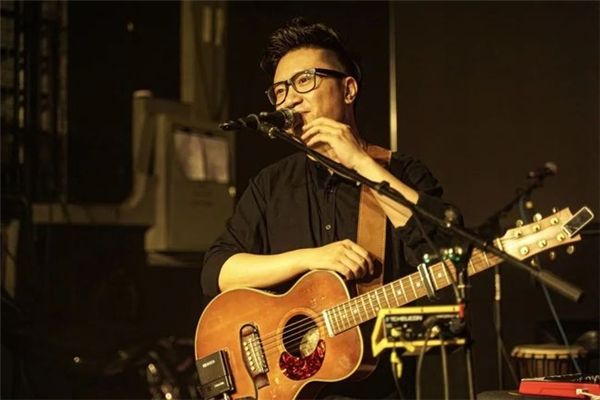 阿婆$《涝圩》是暗杠用“土地原声”回忆故乡岁月