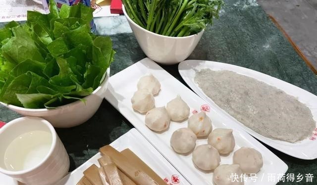 长春的美食数不胜数,让人百吃不厌、流连忘返