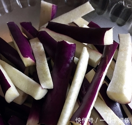 家常菜|家常菜里,茄子加它一起烧,味道鲜美无限个赞