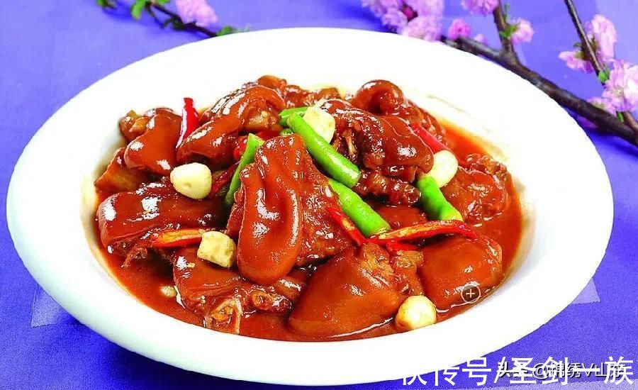 简单易做,却超级美味的家常菜,鲜香扑鼻,让人胃口大开,真下饭