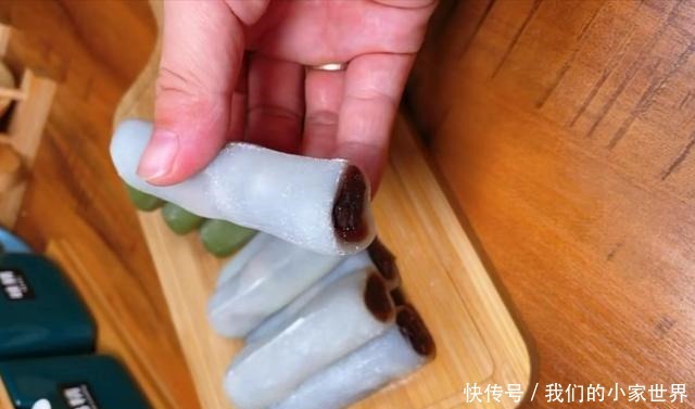 天热没胃口,糯米凉糕做起来,两种口味,软糯香甜好吃不腻