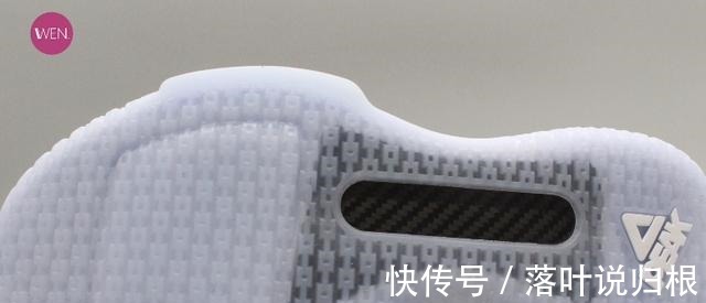 球鞋 说什么ZK5平替,我愿称闪现3为后卫鞋新标杆!