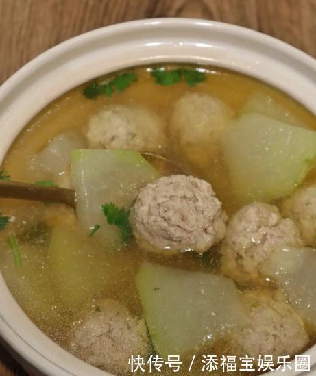秋冬|秋冬最适合喝的汤,暖心暖胃,营养健康,超级好喝的冬瓜肉丸汤!