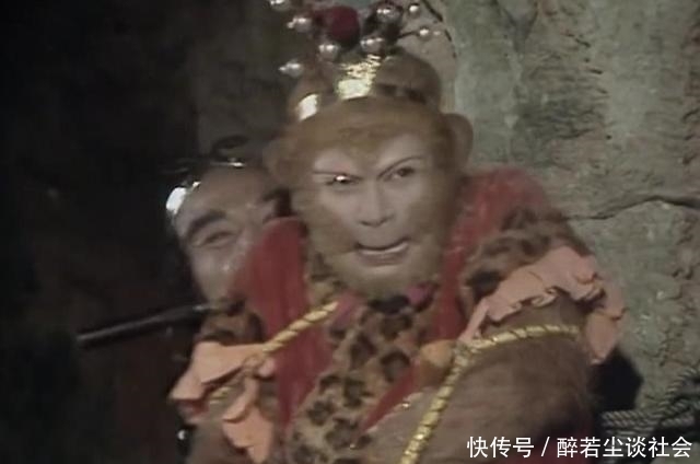 山遣在空中|银角大王为何能移来三座大山压孙悟空? 竟然与灵吉菩萨有关!