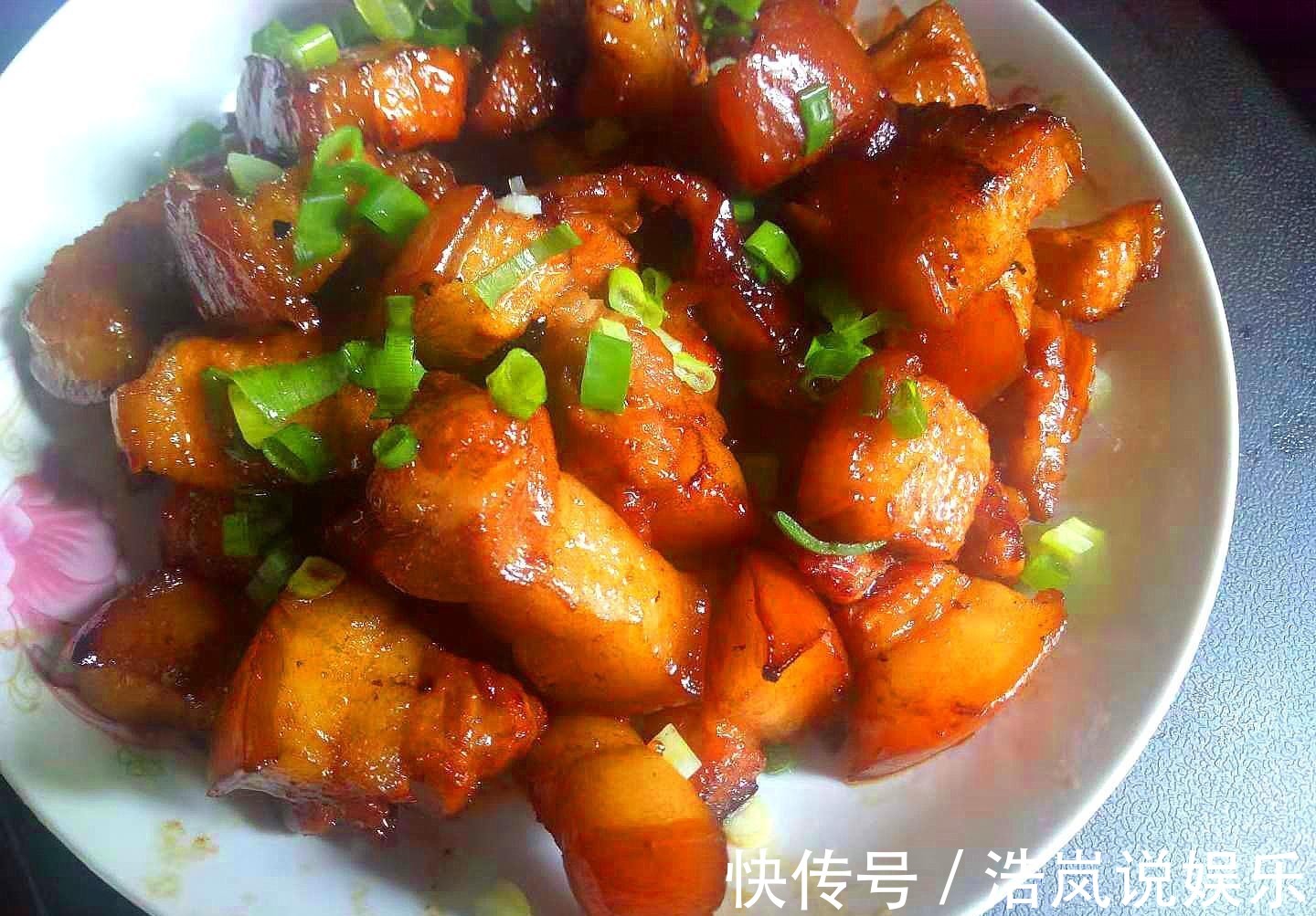 红烧肉做不香很多人做错了,下锅前记住2点,炒出来香嫩醇厚