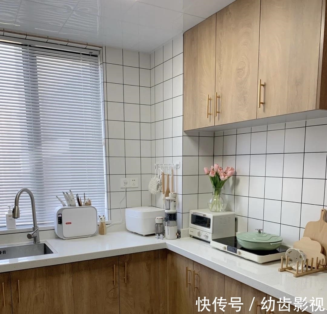 装修|三无装修“一穷二白”?她家102㎡穷装简约风,越住越舒适