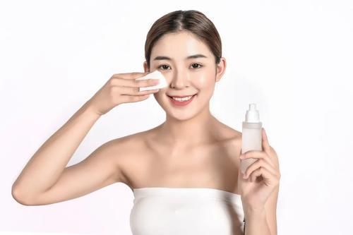 你真的会卸妆吗？这些卸妆误区要记牢！