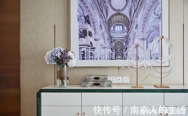 装饰画|看过1000套效果图,却依然喜欢轻奢风格,你的新家准备好了么?