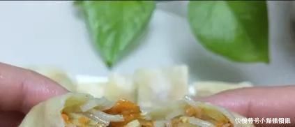 面粉不要再做馒头了,教你新吃法,晶莹剔透有营养,看着就想吃