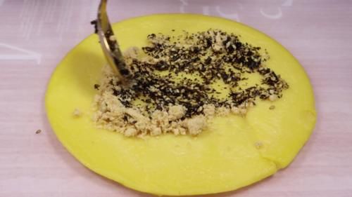 过年吃多油腻不易消化，做这款辅食给宝宝吃，清爽解腻好消化