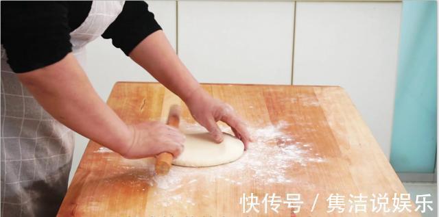 肉饼最好吃做法,外面8元一个,教你在家做,不发面,出锅抢着吃