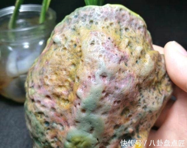 看到别人捡的石头才知道差距有多大了