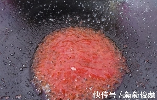 水煮|大虾别只用水煮，一道网红菜，8分钟搞定，好吃到舌头都要掉了！