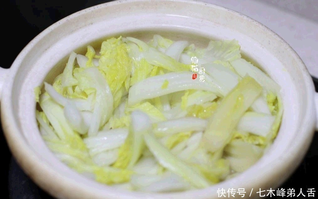 靠边站|入秋后,鸡肉牛肉都要靠边站,这肉最受欢迎,焖上一锅家人特喜欢