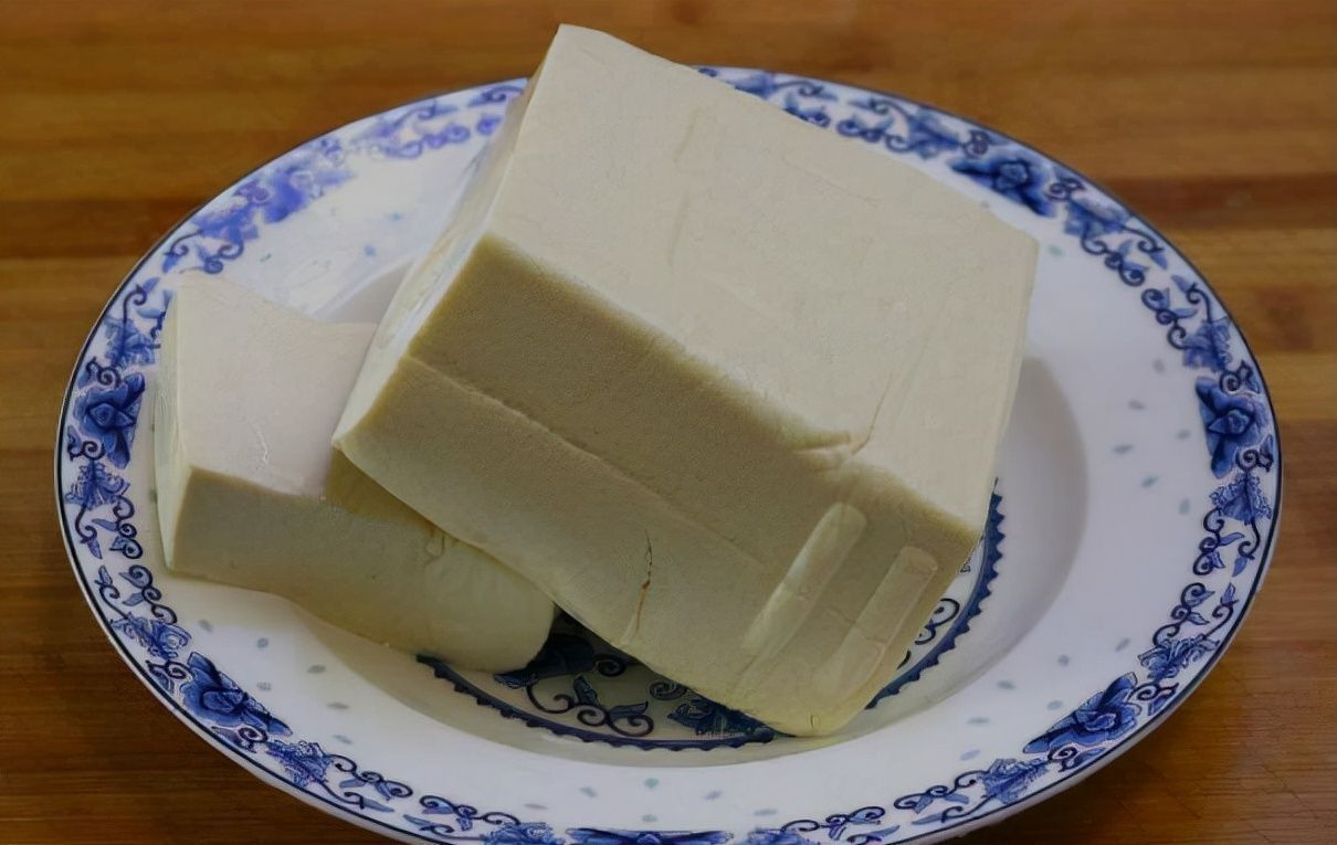 腐竹|血脂高的人要远离豆腐?医生:不止豆腐,这3种素食也尽量少碰