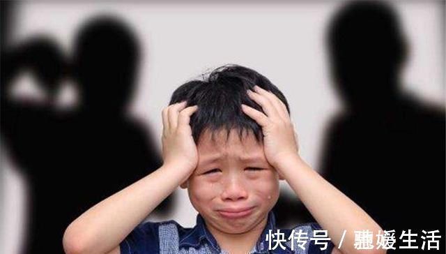 生气极|孩子闯祸弄坏亲戚手办,奶奶白眼就几个塑料玩具至于吗