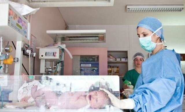 营养|当一个孩子出生时，如果体重接近这个数字，他可能长大成为聪明娃