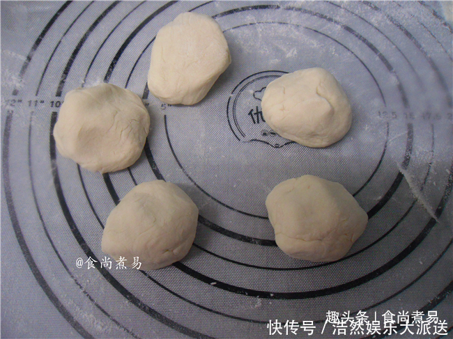 煎饼|半碗面粉加一勺酱,快速做一锅香喷喷的煎饼,好配方收起来