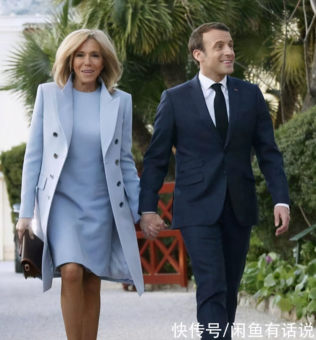 法国夫人带火了一种穿法：叫“大衣+同色连衣裙”，高级又时髦