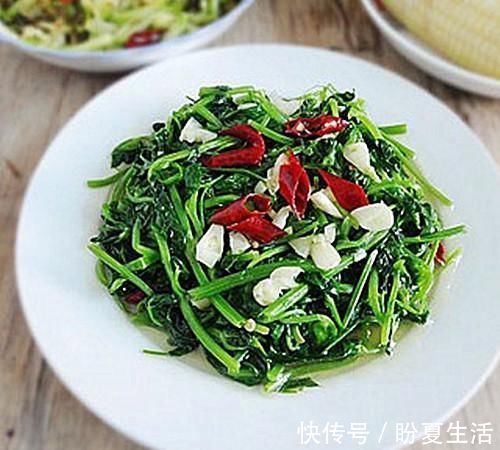 熬夜者|少吃肉多吃这菜,5块钱1斤,排毒养肝,改善视力,熬夜者多吃好