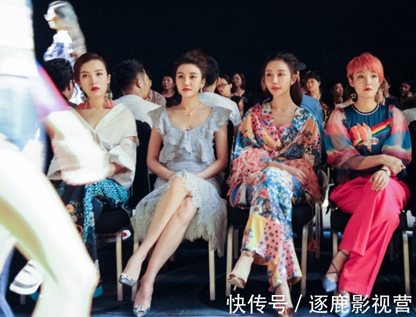 大爷大妈有多搞笑？芒果台这档综艺能火，得谢这些“农民艺术家”