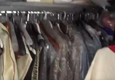 90后小姑娘靠卖假货,四年营业额高达3000万父母从旁协助