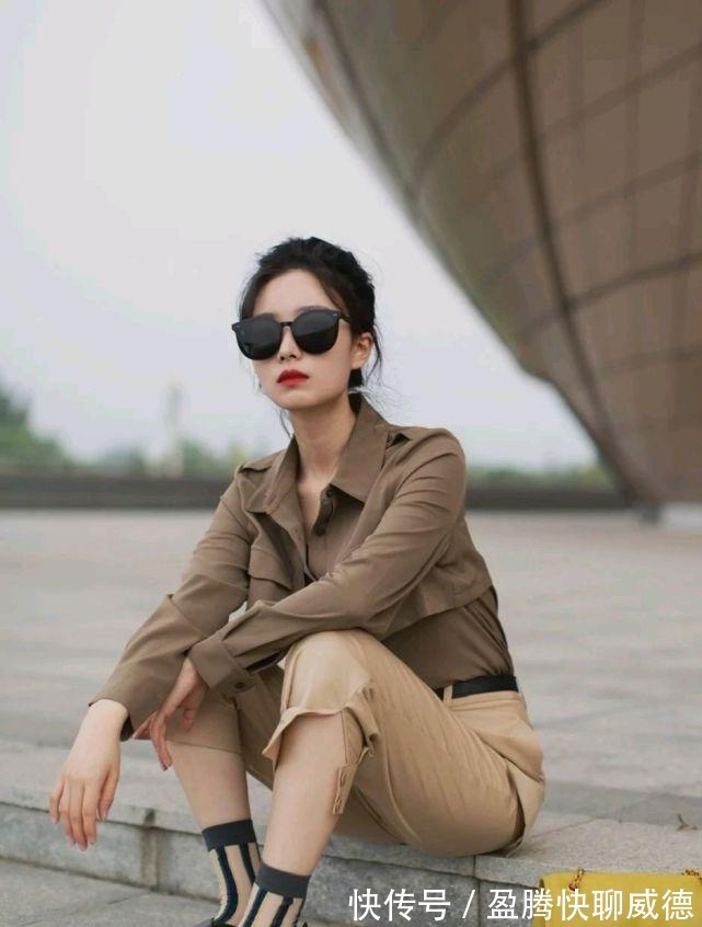 半身裙|极简的穿搭风格看似随意,却不经意间透露着高级,温柔又有气质