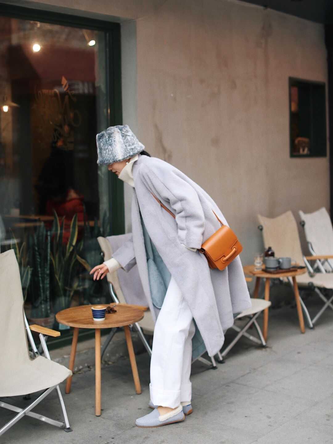 造型 冬天一定别错过这“四”套造型,保暖温柔有格调,妈妈见了都喜欢