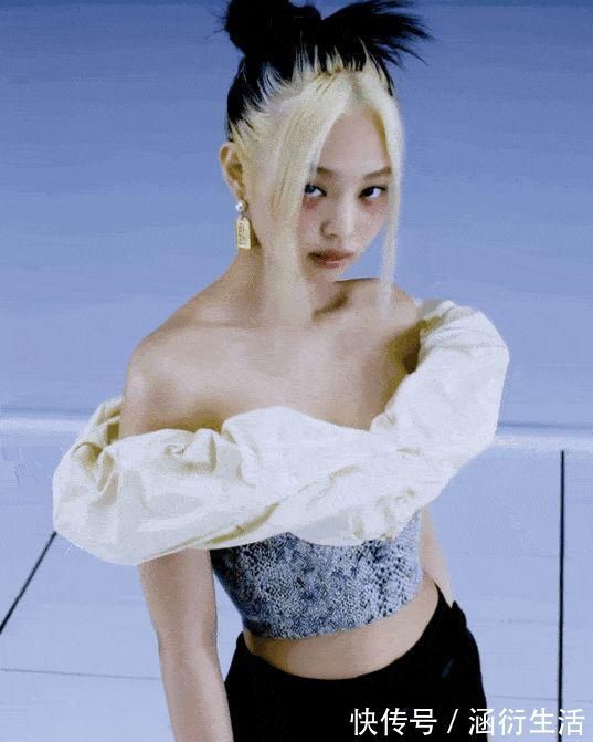 秃头|“爆顶染”赵小棠一夜吸赞十几万!丑哭亿万网友的秃头发型,怎么就火了?