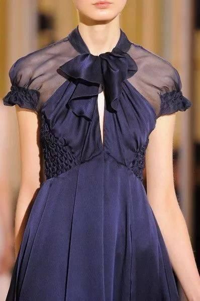 时装|干货丨时装大牌设计师都在用的手艺学会手工绣缀,给你的创意立裁加加餐