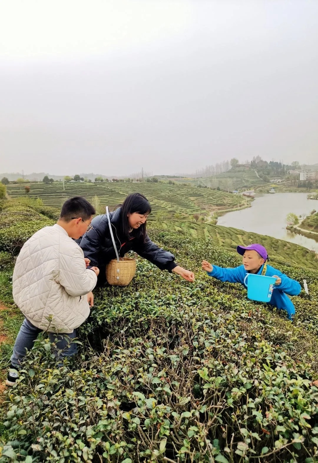 行走的课堂 灵动的童年：随州外国语学校南关口校区高段班级社会实践活动