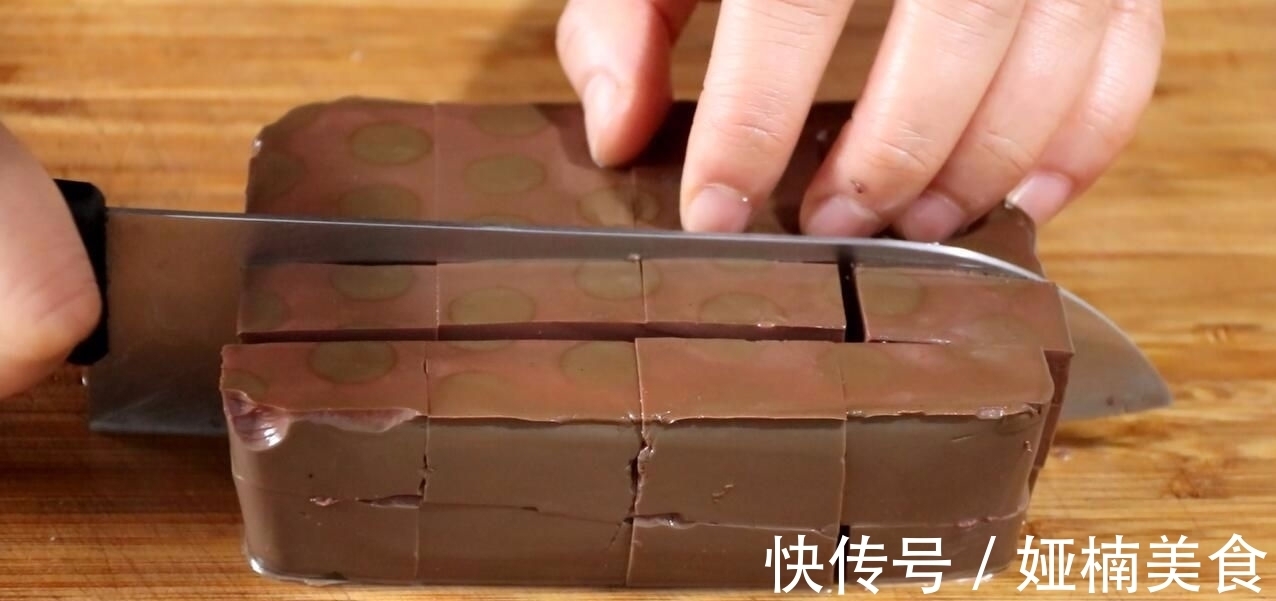 麻辣|鸭血好吃却腥味太重？教你做麻辣鸭血，麻辣开胃又下饭
