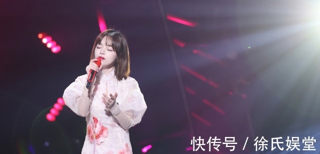 好声音|新《中国好声音》发布定档海报，导师站位成看点，C位太瞩目