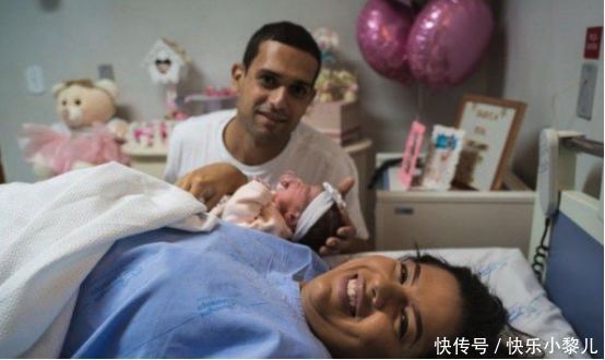 巴西“臭脸”宝宝走红，怒瞪医生引大笑，网友：表情包出炉