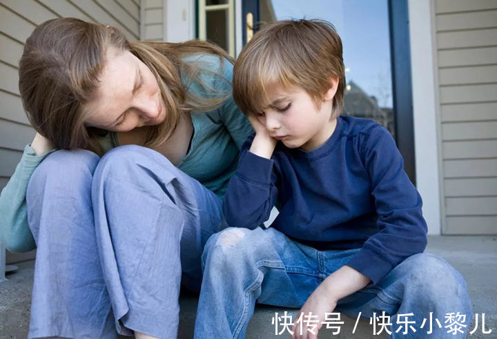 自信心|优秀的孩子不一定自信,若有这五个特征,说明孩子很自卑